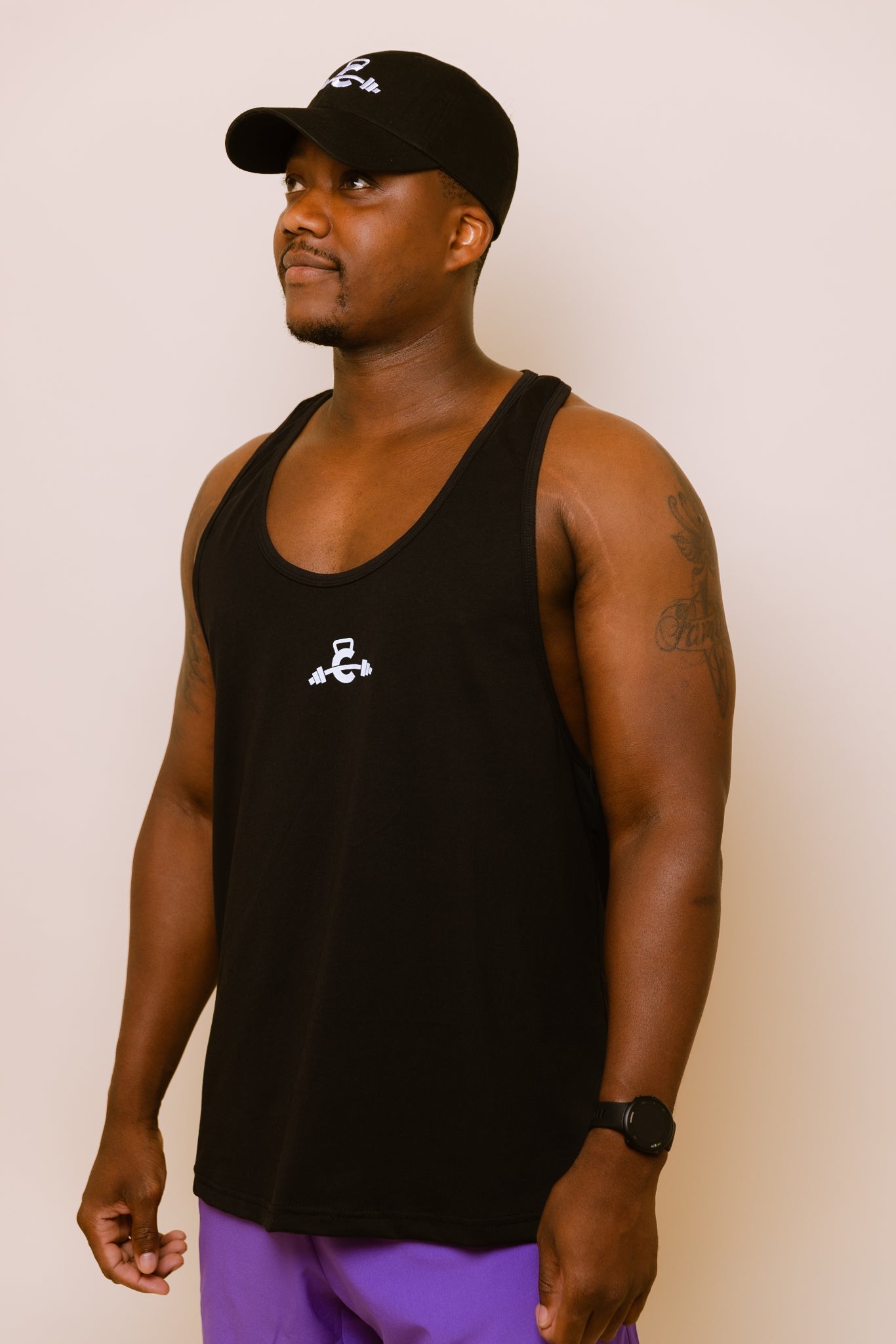 Valiant Stringer - Black