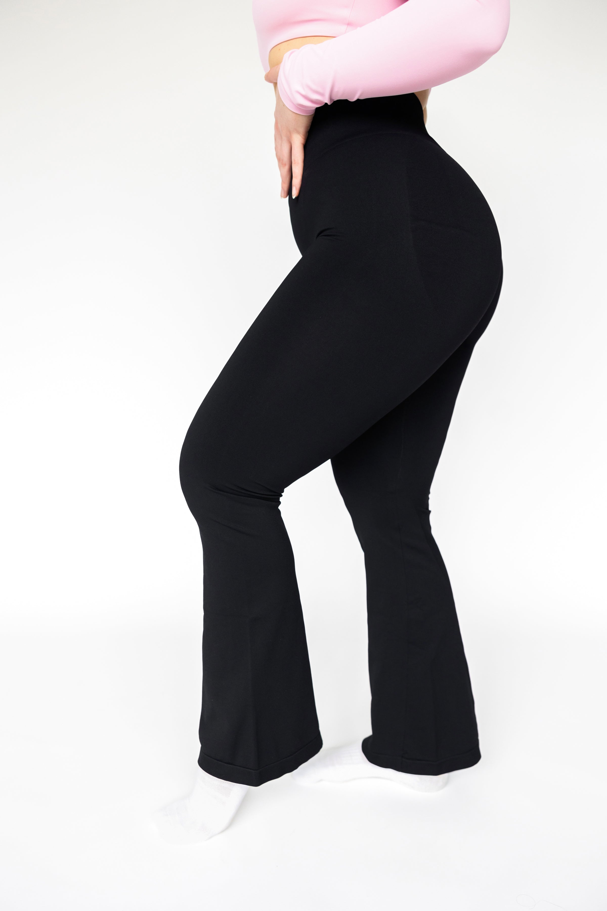 Echo Flare Leggings - Black