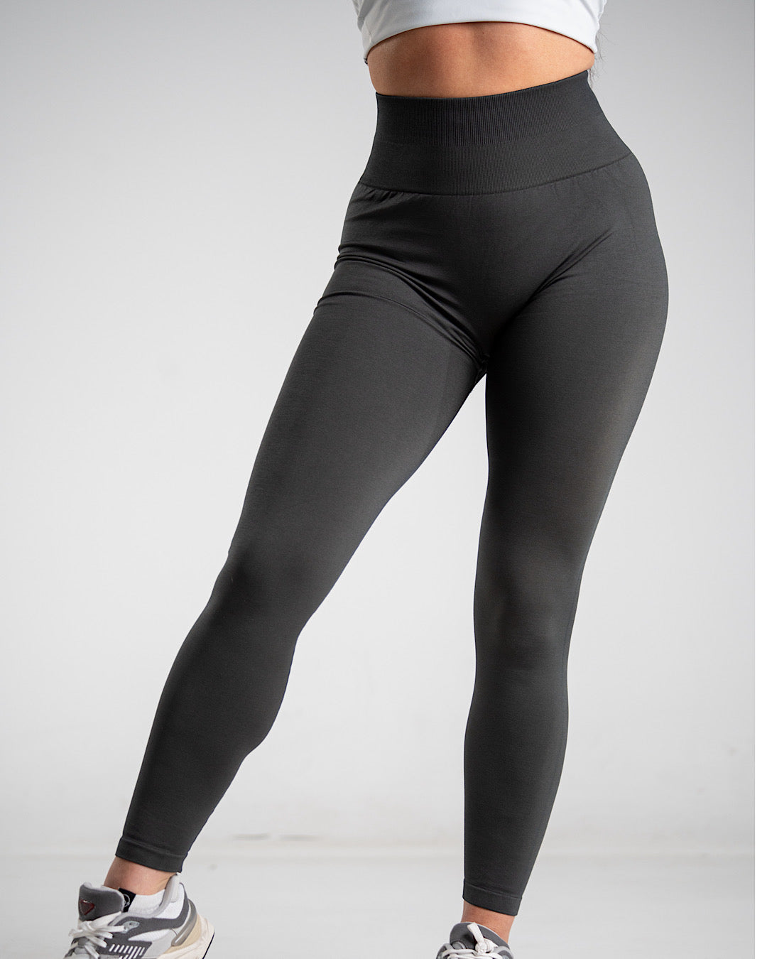 Summit Leggings - Charcoal