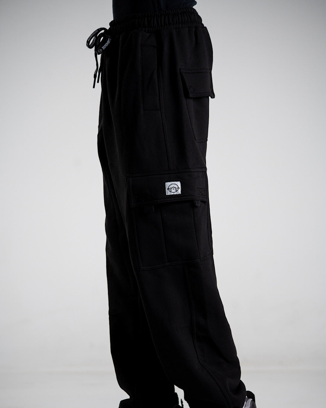 Domain Cargo Sweatpants - Black