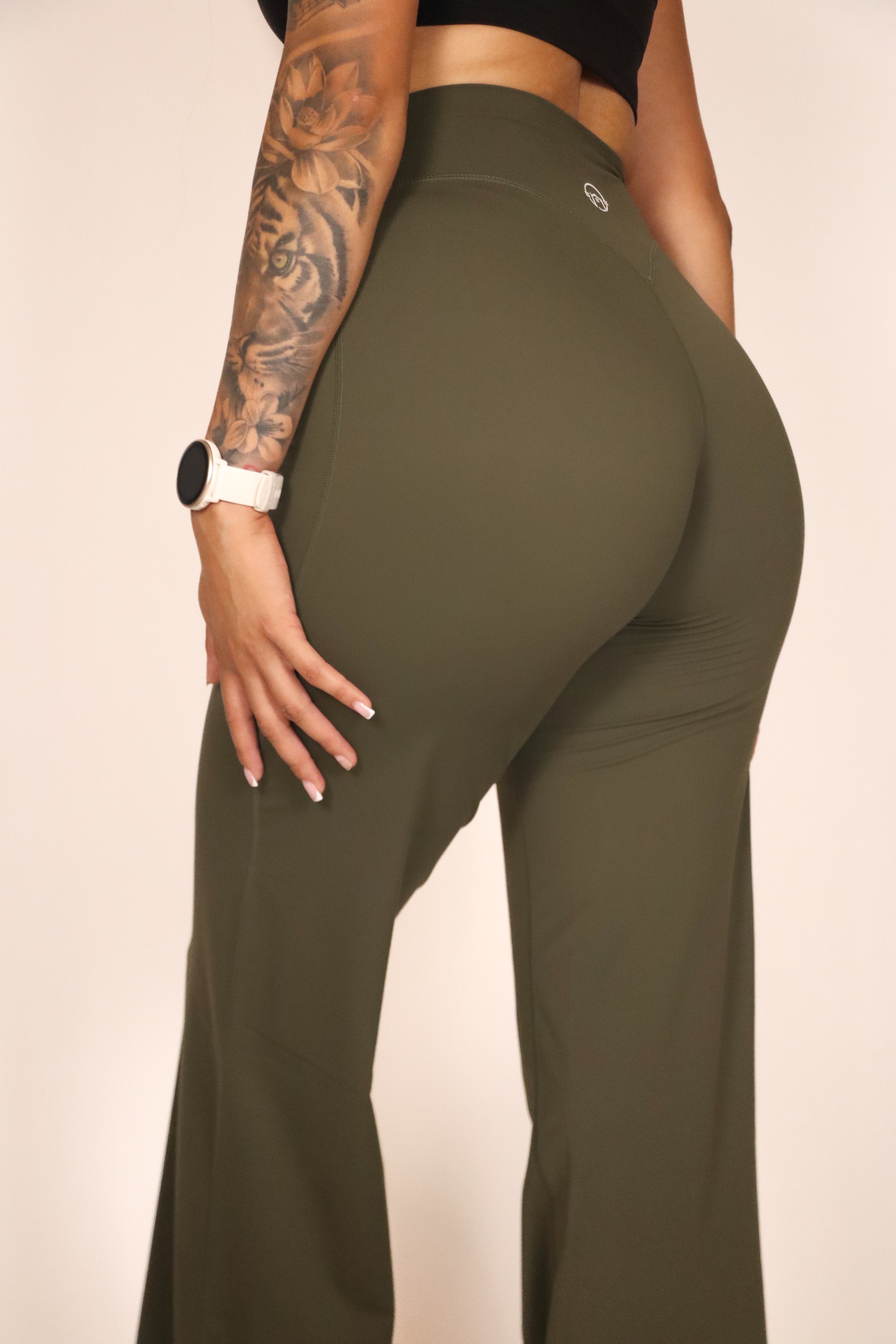 Align Straight-Leg Pants - Olive Grove