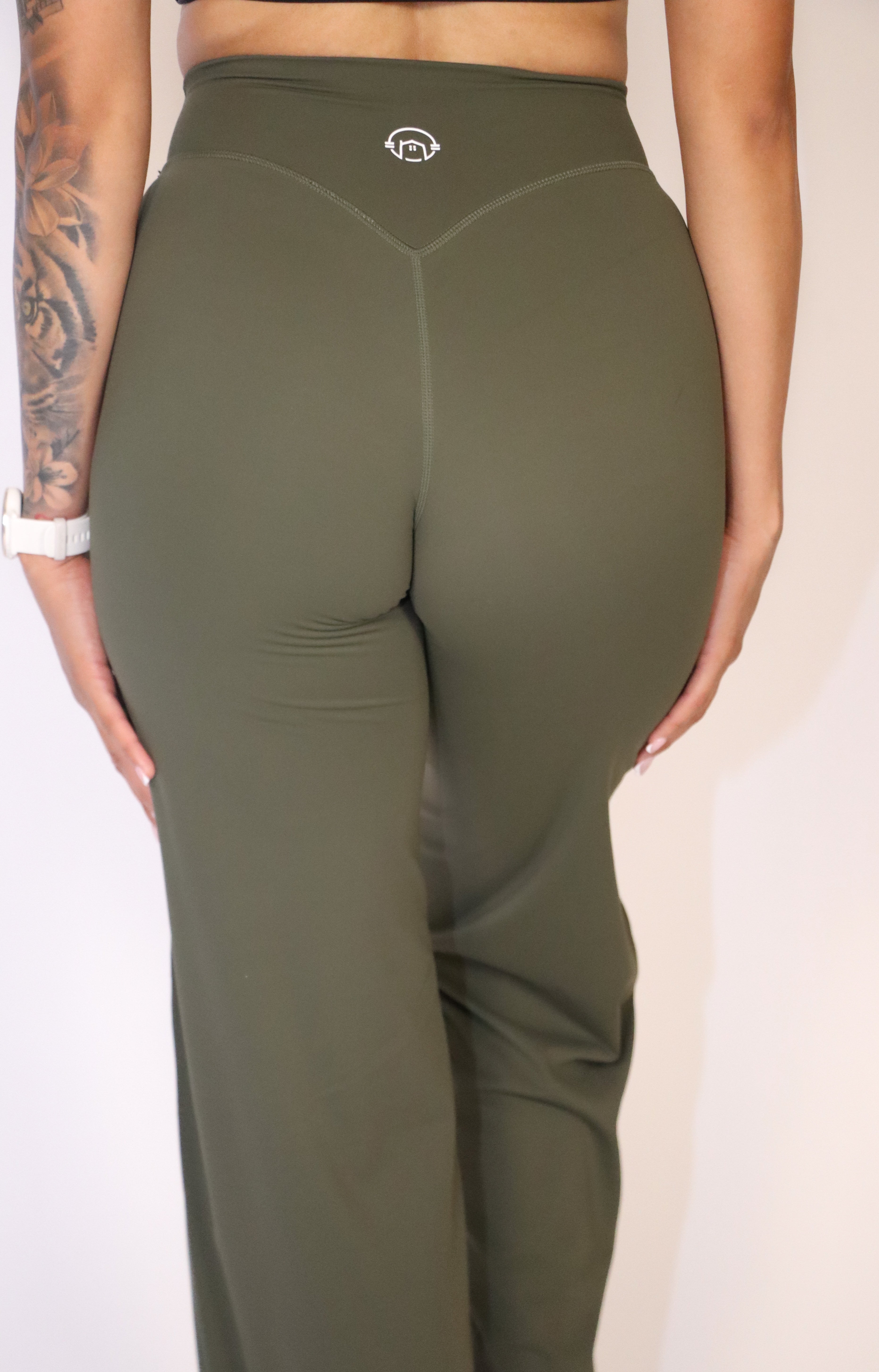 Align Straight-Leg Pants - Olive Grove
